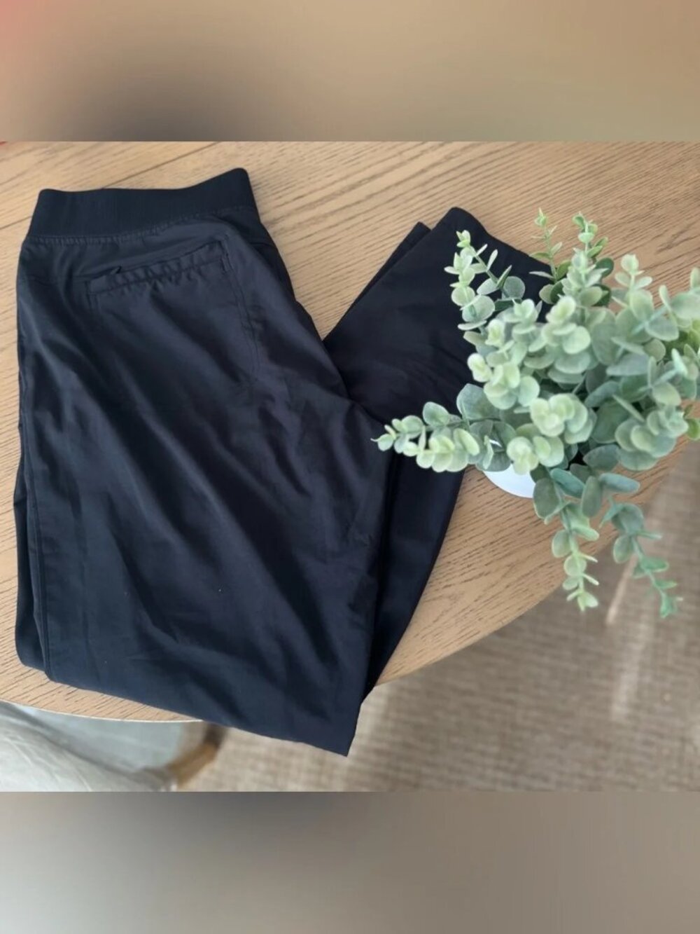 Athleta Black pants - Straight leg size 10 - Picture 4 of 5
